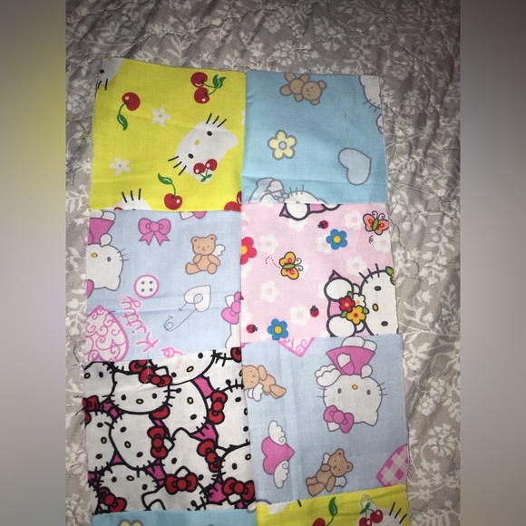 Vintage Hello Kitty Sanrio fabric quilting square scraps - Picture 4 of 9